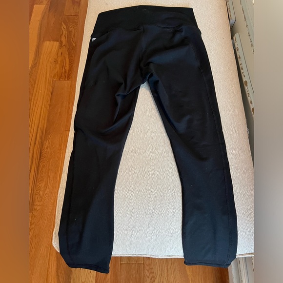 Fabletics power-hold leggings size small - Picture 2 of 3